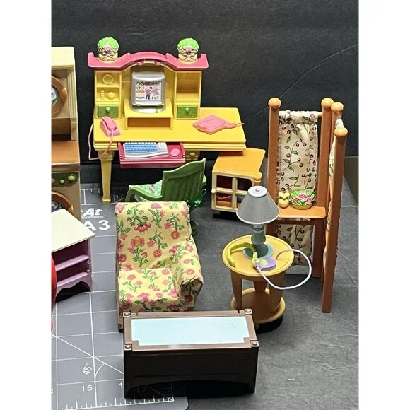Vintage Fisher Price Loving Family Doll House Furniture Lot Bundle - Picture 16 of 16